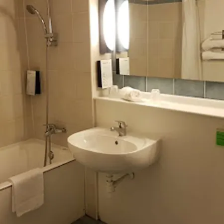 Hotel Campanile 3*