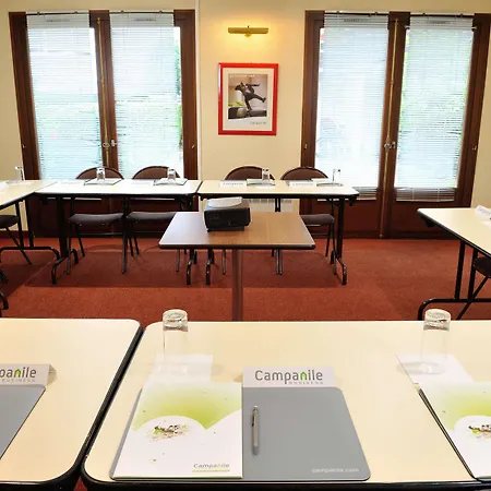 Campanile Hotel 3*