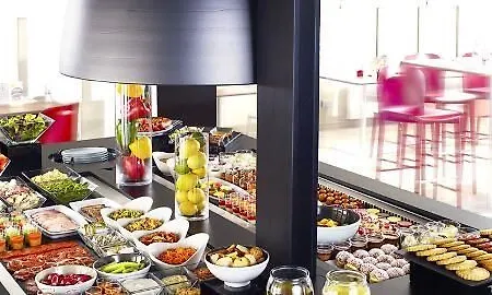 Hotel Restaurant Campanile 3*