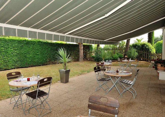 Campanile Hotel 3*