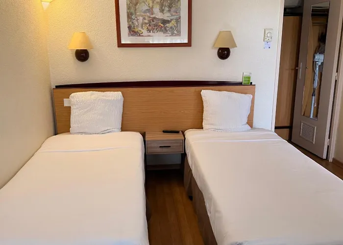 Campanile 3* مارماند