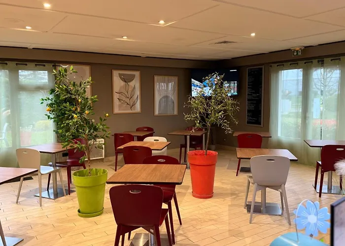 Campanile فندق مارماند